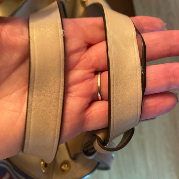 Michael Kors  Leather Shoulder Bag - Picture 5 of 11